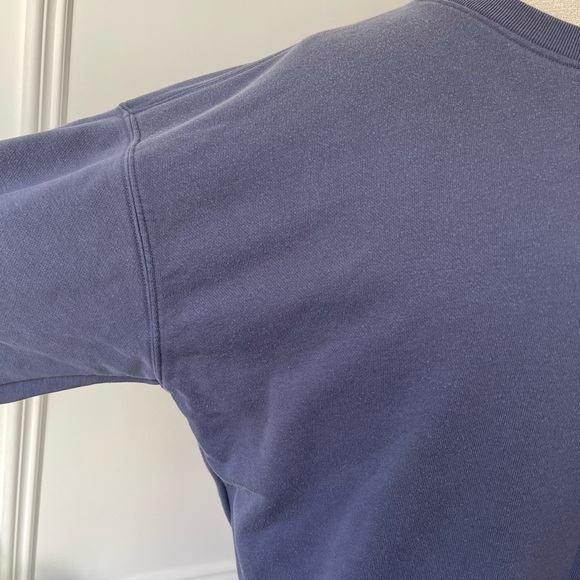 3/22 🧡 Uniqlo Blue Sweatshirt - Picture 4 of 9